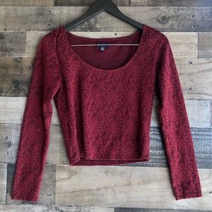 🌵American Eagle Long Sleeve Crop Top